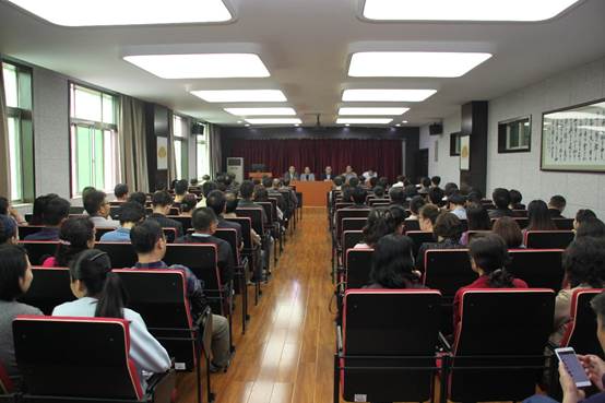 学院召开大会宣布袁长伟任院长